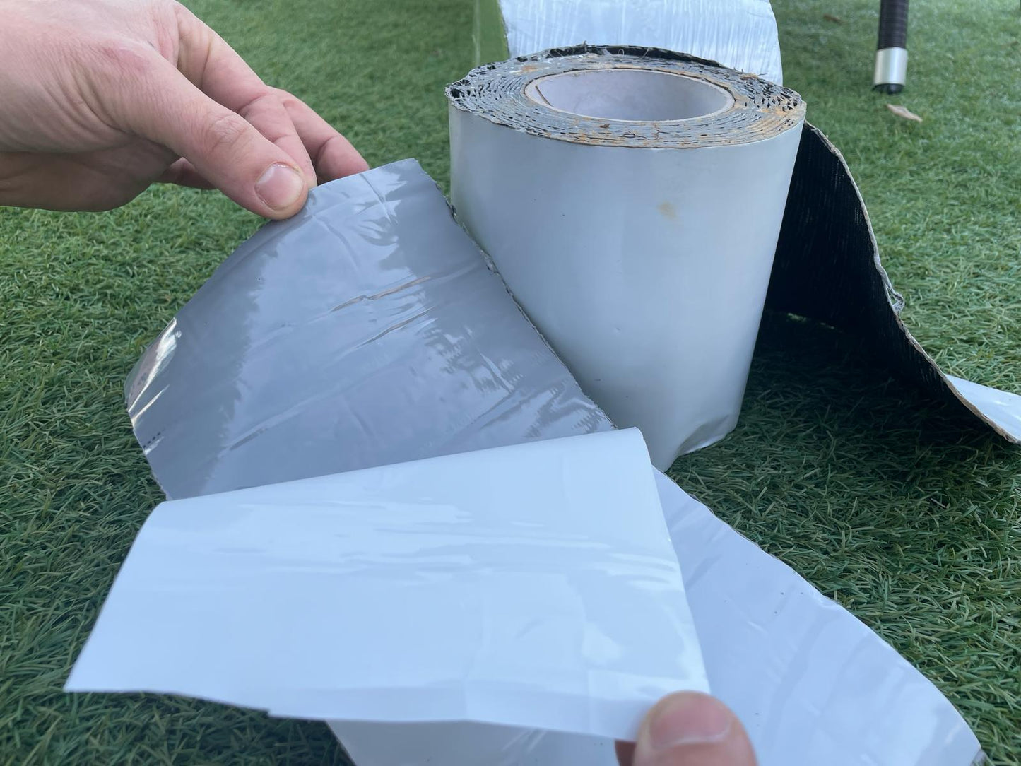 BANDA DI GIUNZIONE ADESIVA